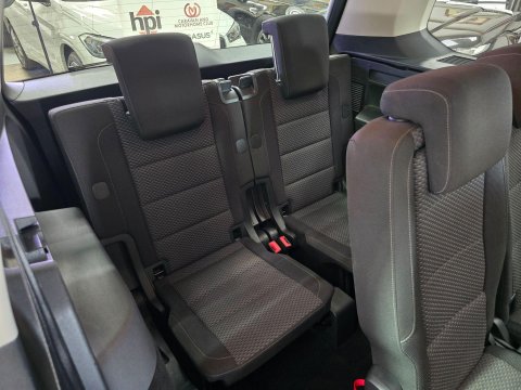 Volkswagen Touran 1.6 TDI BlueMotion Tech SE Euro 6 (s/s) 5dr 18