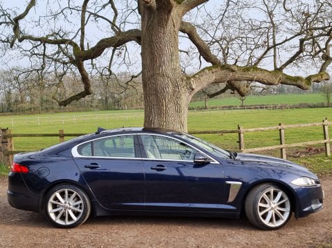 Jaguar XF D PORTFOLIO 3