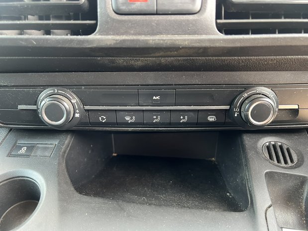 Peugeot Partner SWB (SOLD) L1H1 Low Roof Professional Air Con Sensors Cam EURO 6 NO VAT 31