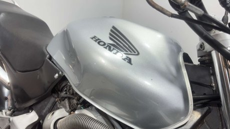 Honda CB 1998 42K GOOD COMMUTER BIKE NEW MOT SERVICED 600CC NAKED 22
