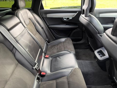 Volvo V90 2.0 D4 R-Design Auto Euro 6 (s/s) 5dr 37