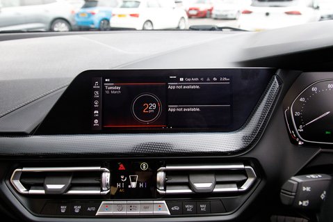 BMW 1 Series 118I SPORT 23