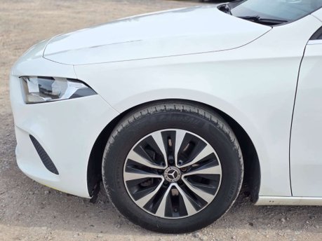 Mercedes-Benz A Class 1.3 A180 SE Hatchback 5dr Petrol 7G-DCT Euro 6 (s/s) (136 ps) 29