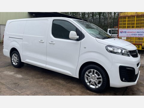 Vauxhall Vivaro 1.5 Turbo D 2900 Sportive L2 H1 Euro 6 (s/s) 5dr 4
