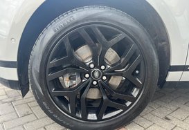 Land Rover Range Rover Evoque FIRST EDITION MHEV AUTO PAN ROOF 13