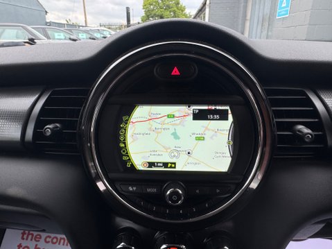 Mini Hatch COOPER 26