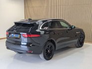 Jaguar F-Pace 2.0 F-PACE Portfolio AWD D Auto 4WD 5dr 25