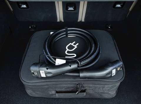 Porsche Taycan GTS Sport Turismo 34