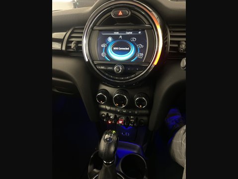 Mini Hatch 1.5 Cooper D Auto Euro 6 (s/s) 3dr 13