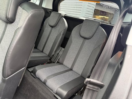 Peugeot 5008 PURETECH S/S ALLURE 16