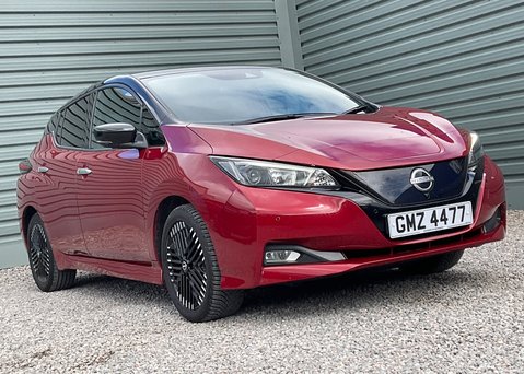 Nissan LEAF N-CONNECTA 8