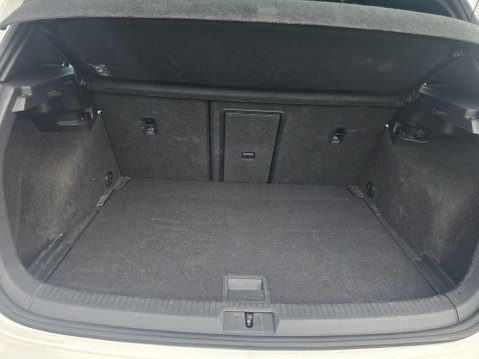 Volkswagen Golf 2.0 TDI R-Line DSG Euro 6 (s/s) 5dr 35