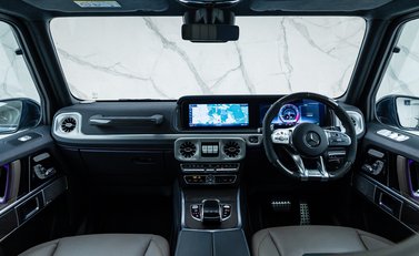 Mercedes-Benz G Class G63 AMG CARBON EDITION 18