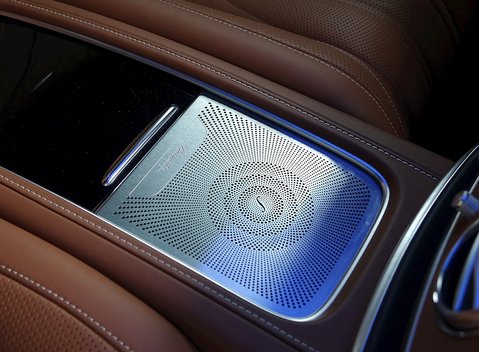 Mercedes-Benz S63 S63 Coupe 21