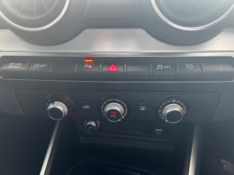 Audi Q2 TDI QUATTRO S LINE 20