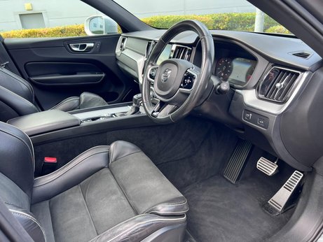 Volvo XC60 2.0 D4 R-Design Pro Auto AWD Euro 6 (s/s) 5dr 20