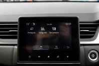 Renault Captur TECHNO E-TECH 29