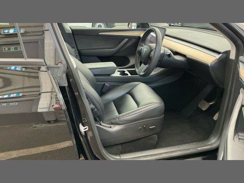 Tesla Model Y (Dual Motor) Long Range SUV 5dr Electric Auto 4WDE (384 bhp) 12