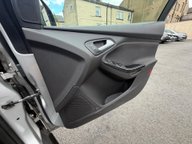 Ford Focus TITANIUM 15