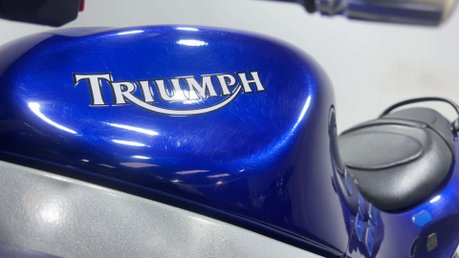 Triumph Sprint 2002 27K RUNNING PROJECT BIKE SPARES OR REPAIR SPORTS TOURER 18