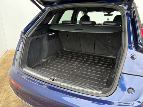 Audi Q5 2.0 Q5 S Line TFSI Quattro Semi-Auto 4WD 5dr 40