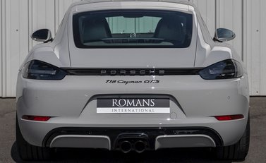 Porsche 718 Cayman GTS 5