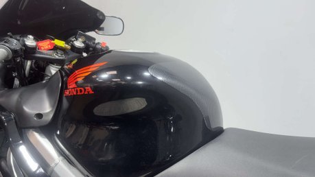 Honda CBR CBR600 F 2000 SPARES OR REPAIR ONLY 8K PROJECT SPORTS BIKE 600CC 28