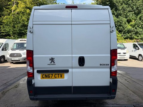 Peugeot Boxer 2.0 BlueHDi 335 Professional Panel Van 5dr Diesel Manual L2 H2 Euro 6 (130 16