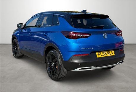 Vauxhall Grandland X 1.2 Turbo SRi Nav