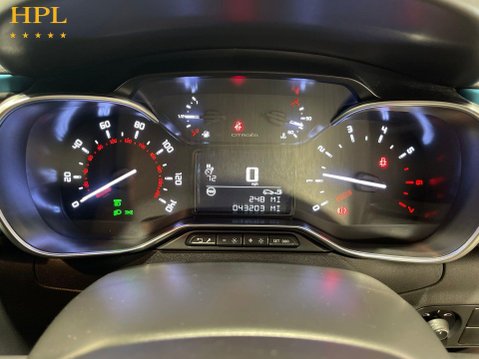 Citroen C3 1.2 PureTech Shine Plus Hatchback 5dr Petrol Manual Euro 6 (s/s) (110 ps) 14
