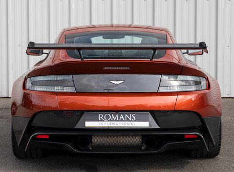 Aston Martin Vantage GT8 7