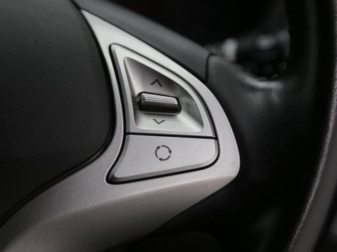 Hyundai ix20 MPI SE NAV 13