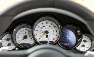 Porsche 911 (991.2) GT3 15