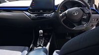 Toyota C-HR 1.2 VVT-i Dynamic SUV 5dr Petrol CVT AWD Euro 6 (s/s) (115 ps) 25
