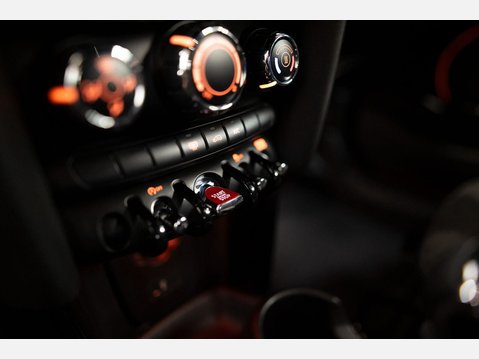 Mini Hatch 1.5 Cooper Sport Steptronic Euro 6 (s/s) 3dr 63