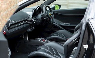 Ferrari 458 Spider 6