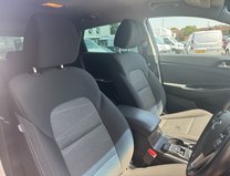 Hyundai TUCSON 1.6 CRDi MHEV SE Nav SUV 5dr Diesel Hybrid DCT Euro 6 (s/s) (136 ps) 11