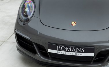 Porsche 911 Targa 4 GTS (991.2) Targa 24