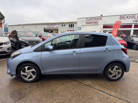 Toyota Yaris 1.5 HYBRID VVT-I ICON AUTOMATIC 5