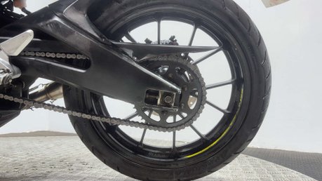 Yamaha MT-125 MT 125 2016 16K GPR EXHAUST NEW MOT SERVICED 125CC NAKED 28