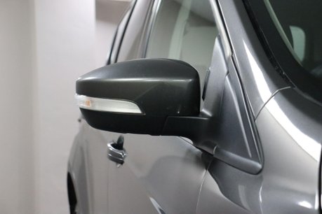 Ford Kuga TITANIUM X EDITION 33