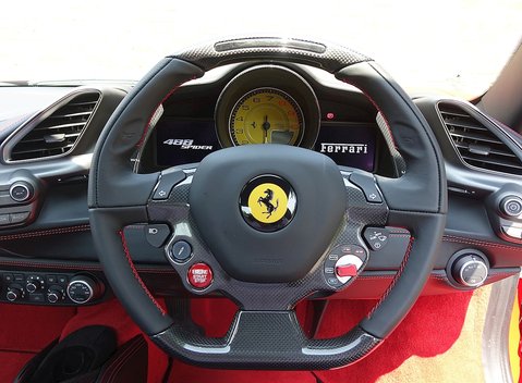 Ferrari 488 Spider 18