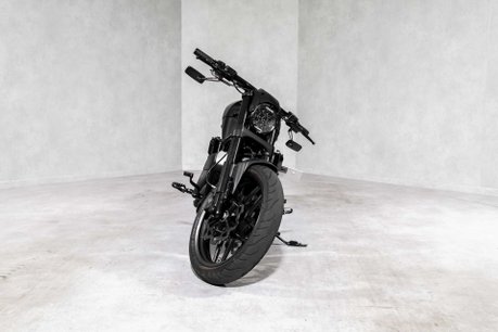 Harley-Davidson V-Rod VRSCDX NIGHT ROD SP 1250 14. BESPOKE ONE-OFF EXAMPLE. 400 SECTION REAR. 2