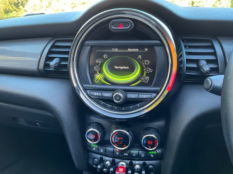 Mini Convertible COOPER 22