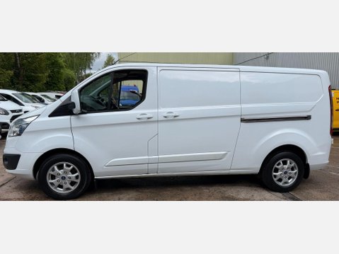 Ford Transit Custom 2.2 TDCi 290 Limited Panel Van 5dr Diesel Manual L2 H1 (186 g/km, 123 bhp) 28