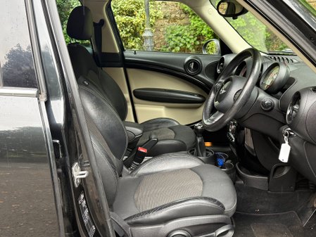 Mini Countryman COOPER D 26