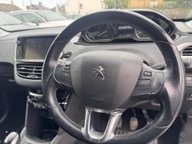 Peugeot 208 1.2 PureTech Tech Edition Euro 6 (s/s) 5dr 14