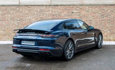 Porsche Panamera Turbo S E-Hybrid Executive 8
