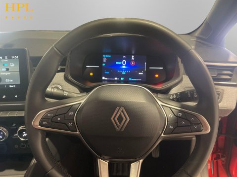 Renault Clio 1.6 E-TECH techno Hatchback 5dr Petrol Hybrid Auto Euro 6 (s/s) (145 ps) 13