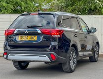 Mitsubishi Outlander 2.0 MIVEC Exceed SUV 5dr Petrol CVT 4WD Euro 6 (s/s) (150 ps) 5